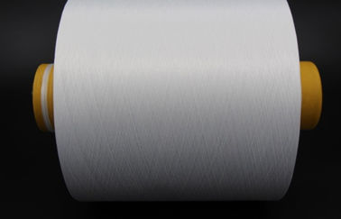 La ténacité élevée a donné au fil une consistance rugueuse 100D/144F, fil cationique de filament de polyester