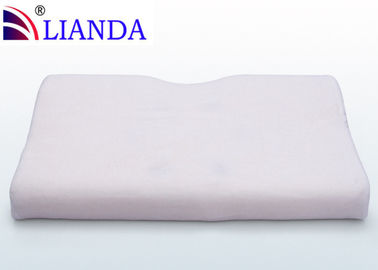 Oreiller de mousse de mémoire de taille de la Reine couverture antibactérienne BS5852 CA117 de 2 paquets