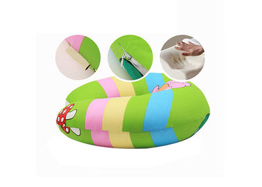 Oreiller naturel de mousse de mémoire de velours petit, oreiller de alimentation de bébé en U