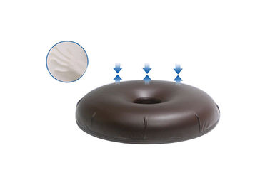 Coussin moderne de trou de beignet de mousse de mémoire de Camo pour des hémorroïdes
